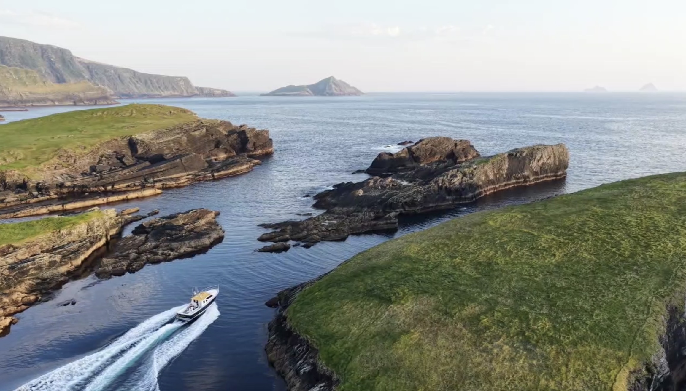 Guests enjoying the Skellig cruise